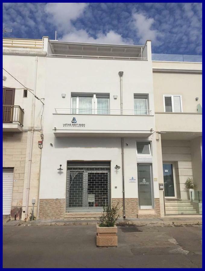 Latino Rent Room B&B Vista Mare Porto Cesareo Exterior photo